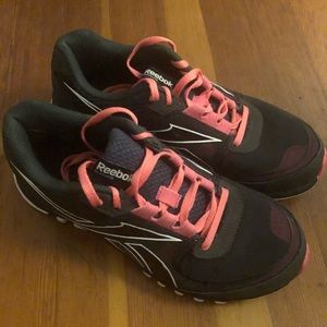 REEBOK workout sneakers - 6.5